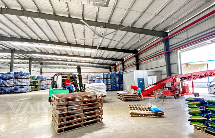 武漢通威飼料倉庫工業大吊扇